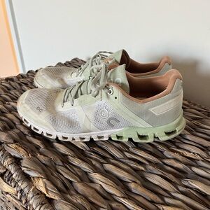 On Running Women's Shoes - Light Green and Beige
